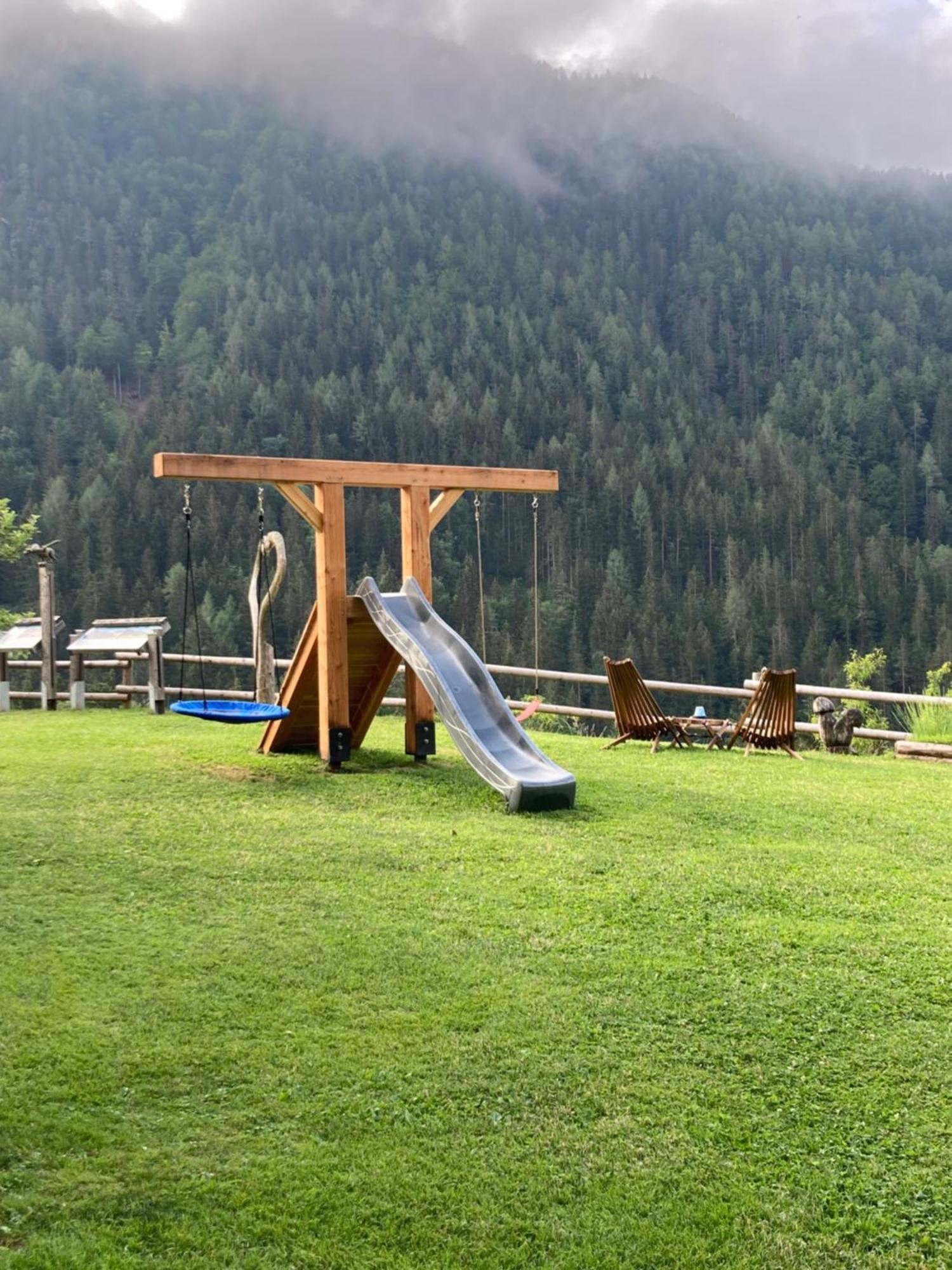 Tourist farm Gradišnik Lägenhet Solčava Exteriör bild