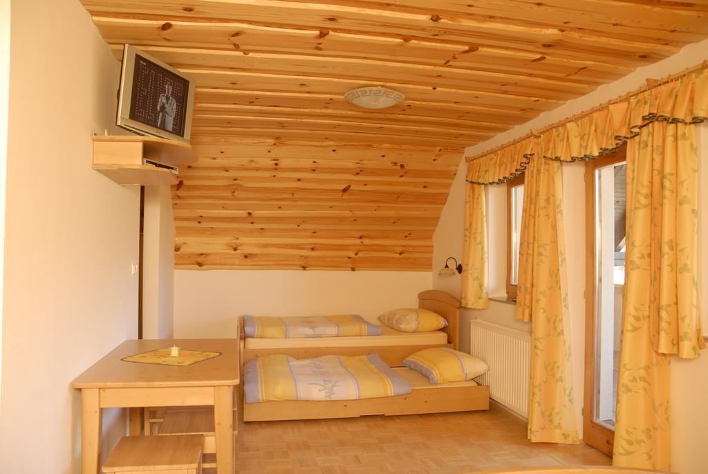 Tourist farm Gradišnik Lägenhet Solčava Exteriör bild